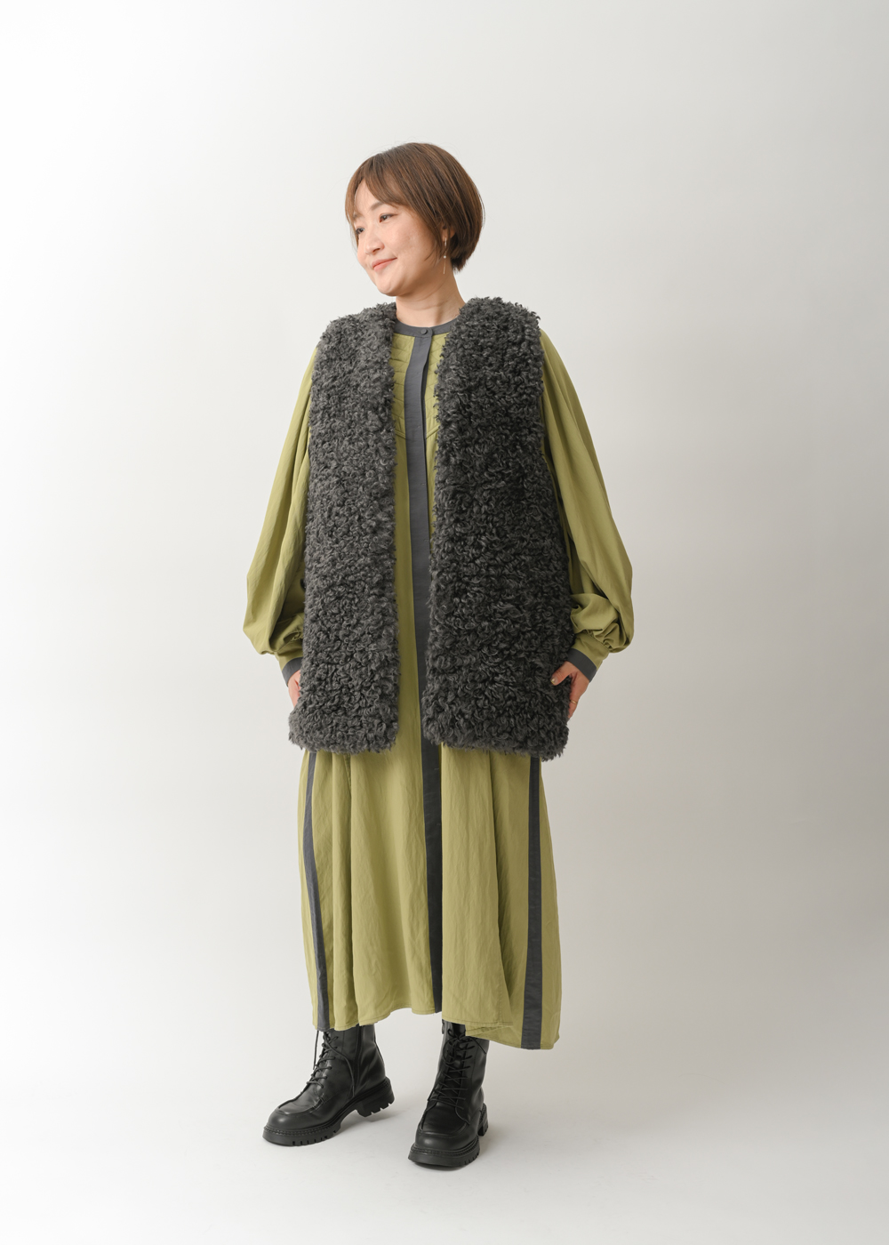 フェイクファーベスト｜ メゾンドアムウ公式オンラインストア