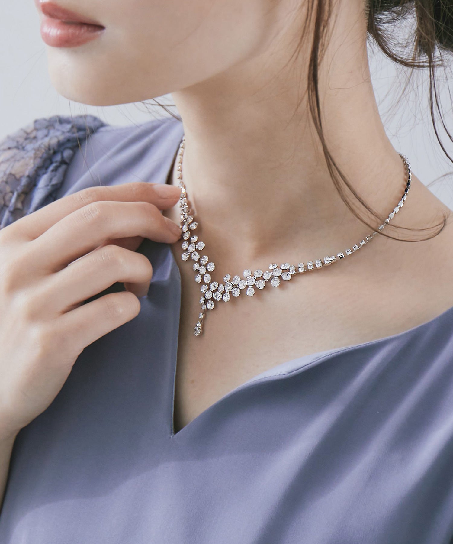 フラワーモチーフビジュー パーティーネックレス｜ネックレス - niana