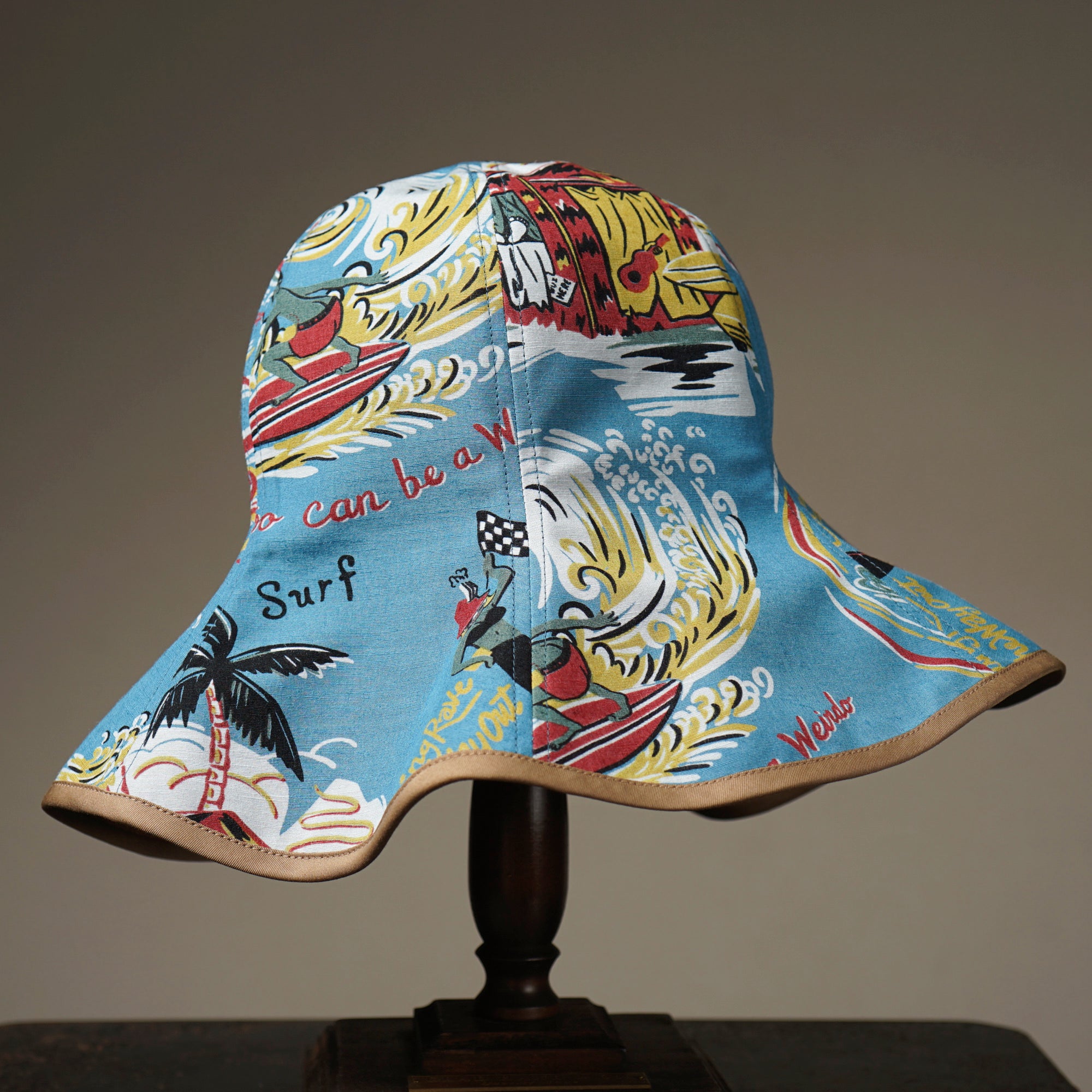 WEIRDO HUT - REVERSIBLE HAT / WRD-24-SS-G04 – GLADHAND & Co.