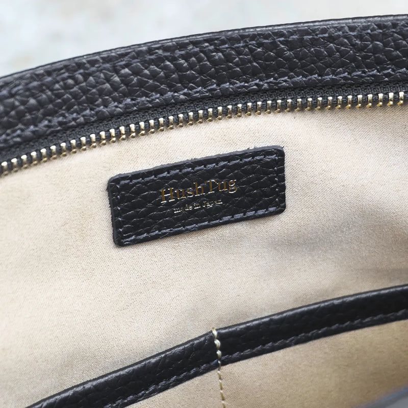 レザーサコッシュ ミディアム ブラック – HushTug