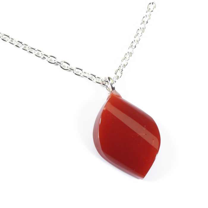 楽天市場】血赤珊瑚 ペンダント ネックレス シルバー 無染色 SANSUI