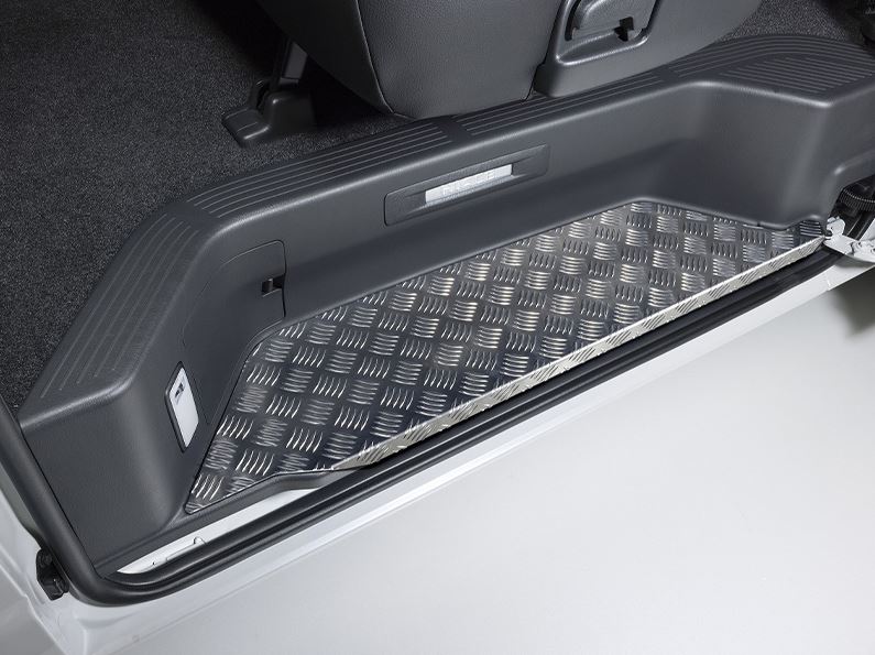 楽天市場】エセックス(ESSEX/CRS) リアスカッフプレートカバー 200系