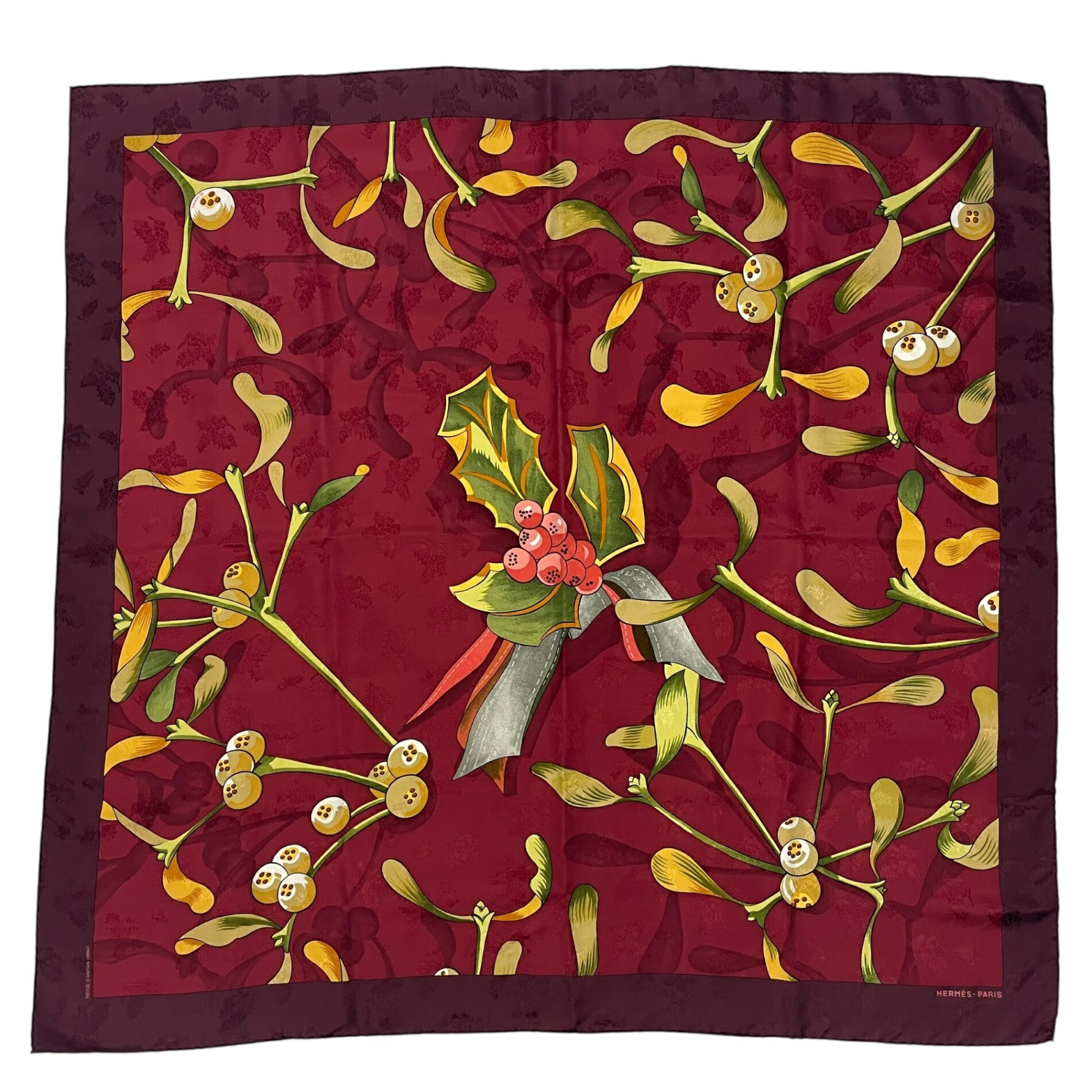 楽天市場】HERMES エルメス カレ 90 Neige d'Antan 去年の雪 イエロー