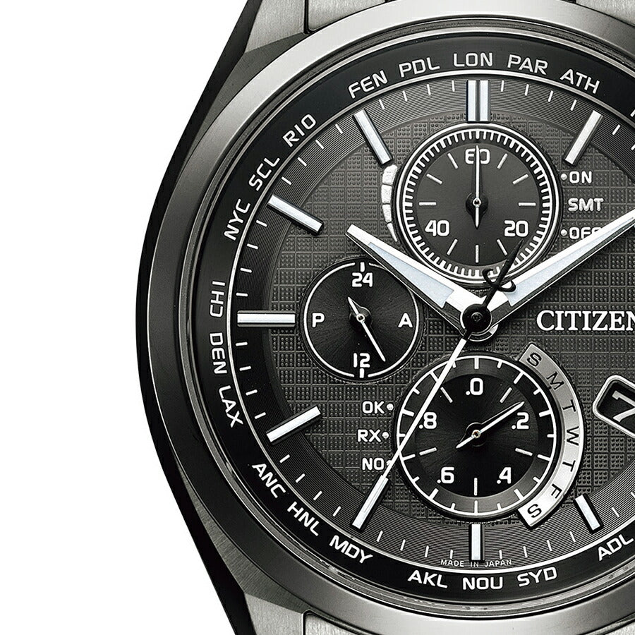 シチズン アテッサ ブラックチタン クロノグラフ ワールドタイム搭載