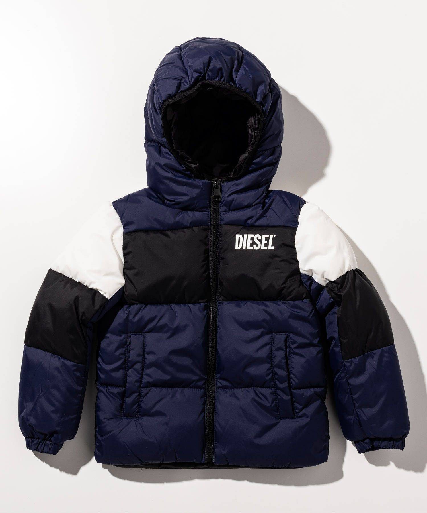 000000037023-04-l.jpg?t=