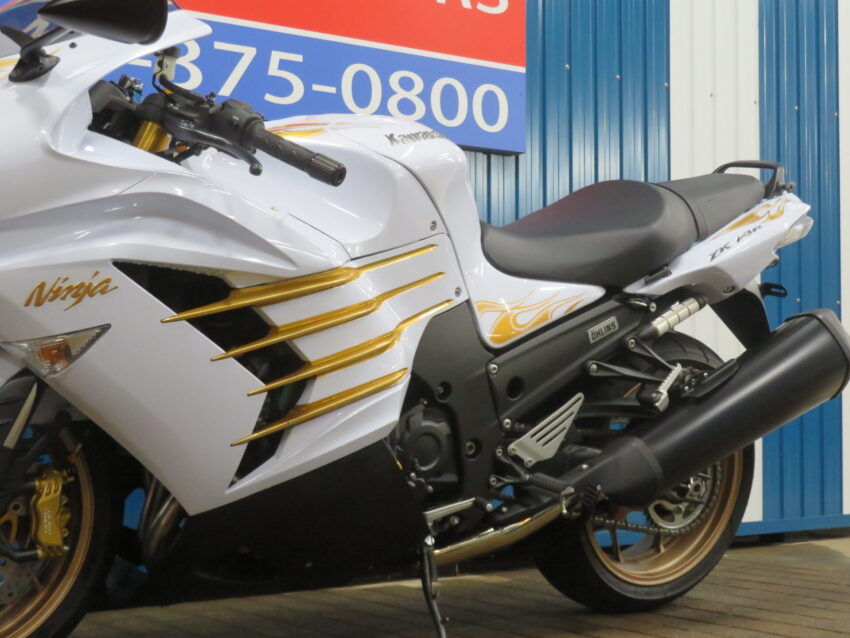 カワサキ/ZX-14R – シイナモータース