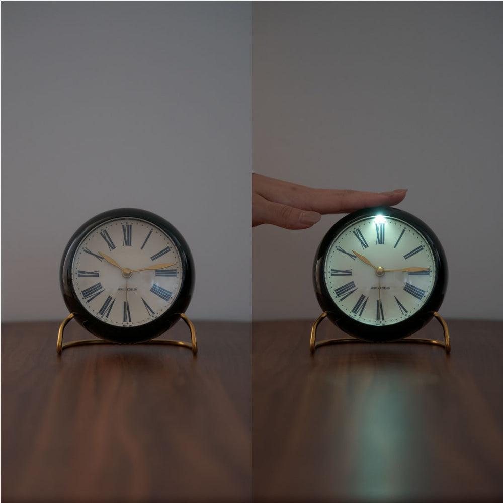 TableClock ROMAN CLASSIC | アルネ・ヤコブセンの正規販売店 Shinc