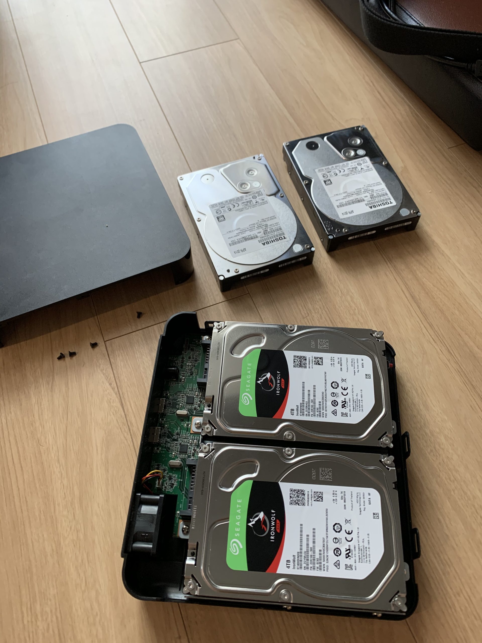 タイムシフト用HDDの換装(HDT-AV4.0TU3/V) | shiodome.info