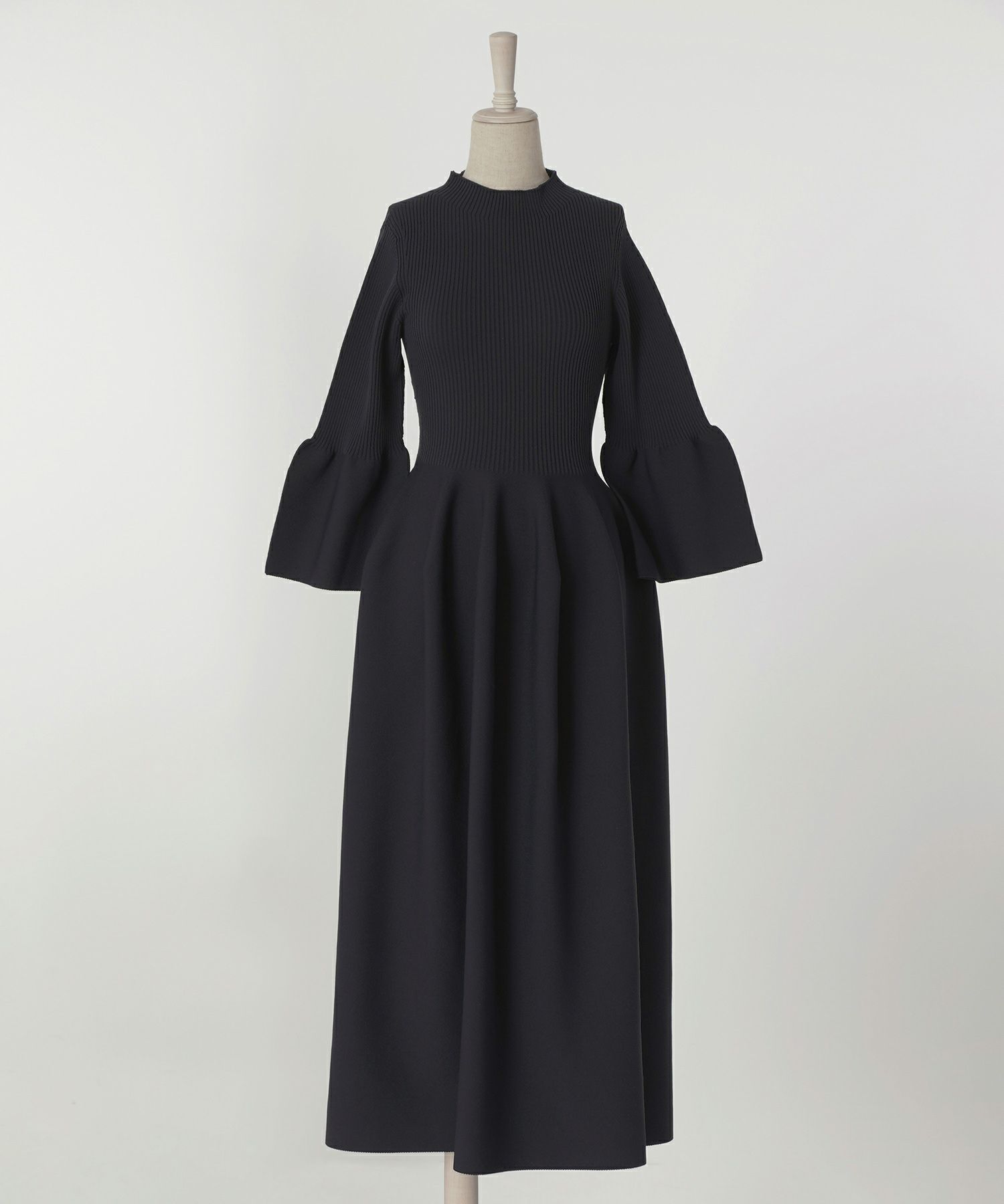 TID M157D】ボールルームワンピース(黒) TID M157D】ボールルーム