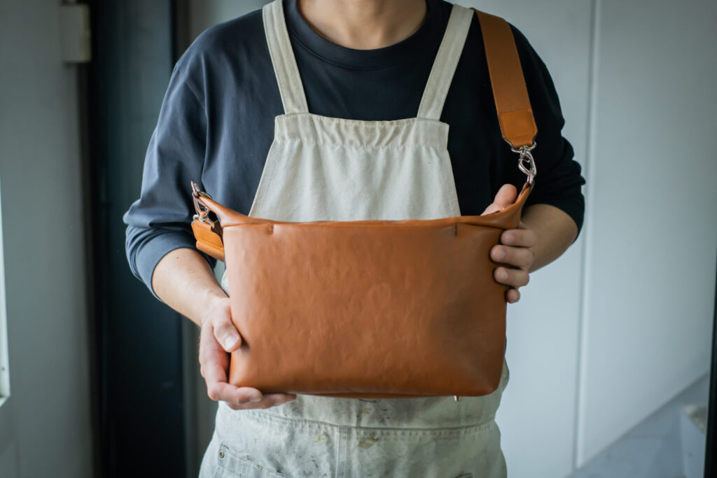 大人ショルダーバッグ マテーラレザー – SINSIN