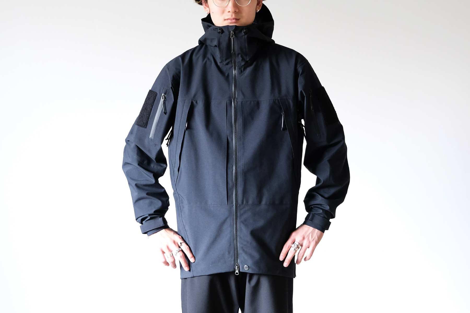 tilak｜ティラック Raptor MIG Jacket - Silver and Gold