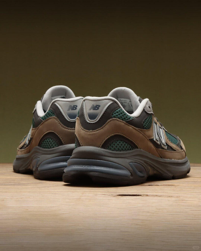 実測レビュー】ニューバランスU2010のサイズ感をレビュー！履き心地も