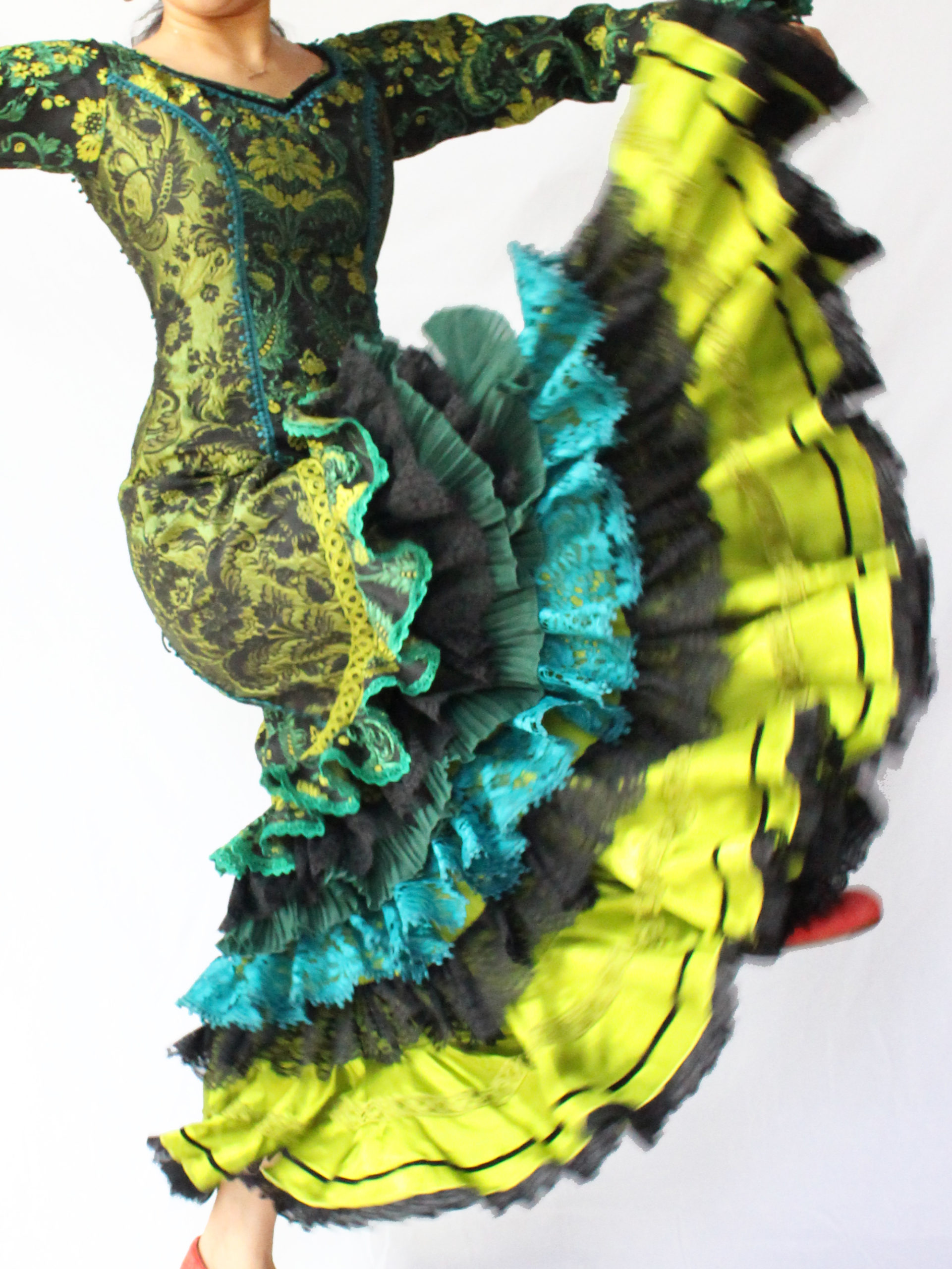 Sonia Johnes | フラメンコ衣装のソニア・ジョーンズ 公式ブランドサイト