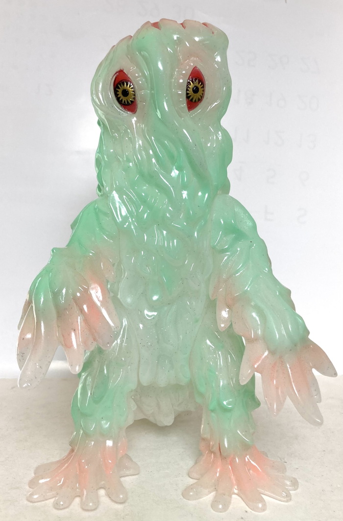 東北初上陸のゴジラ・ストア出張所でマルサン製「ヘドラ350山形版