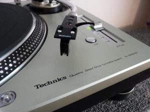 Technics SL-1200 MK3 カバーなし Technics SL-1200MK3 カバー、針なし
