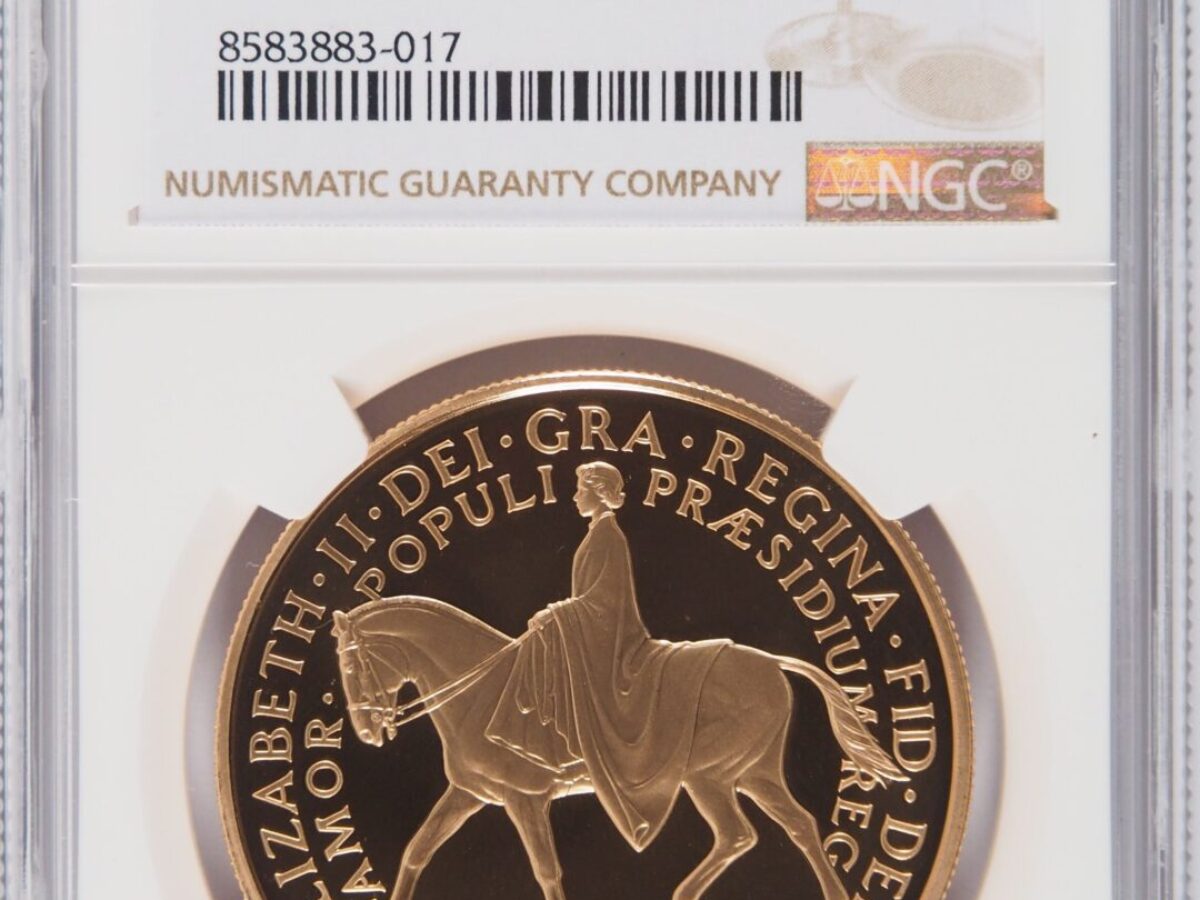 2002年 【馬上のエリザベス】ゴールデン・ジュビリー 5ポンド金貨 NGC