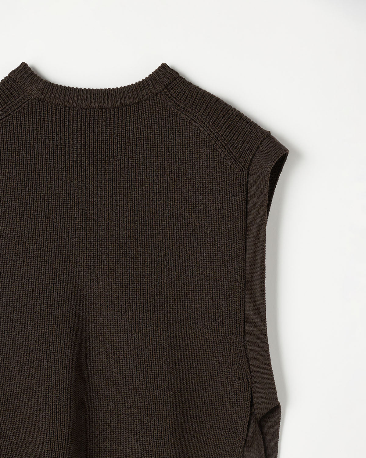 7G片畦 ウール×ポリエステル サイドリボンベスト SL10W-950