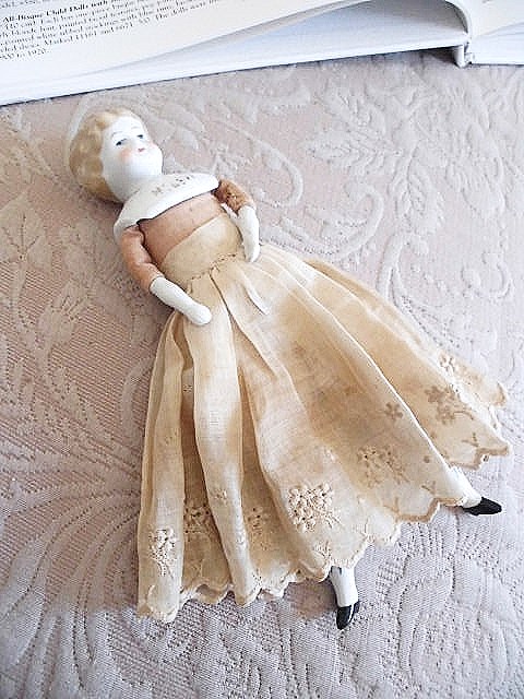 HELEN という名のチャイナヘッドドール ブロンドヘア 19，5cm