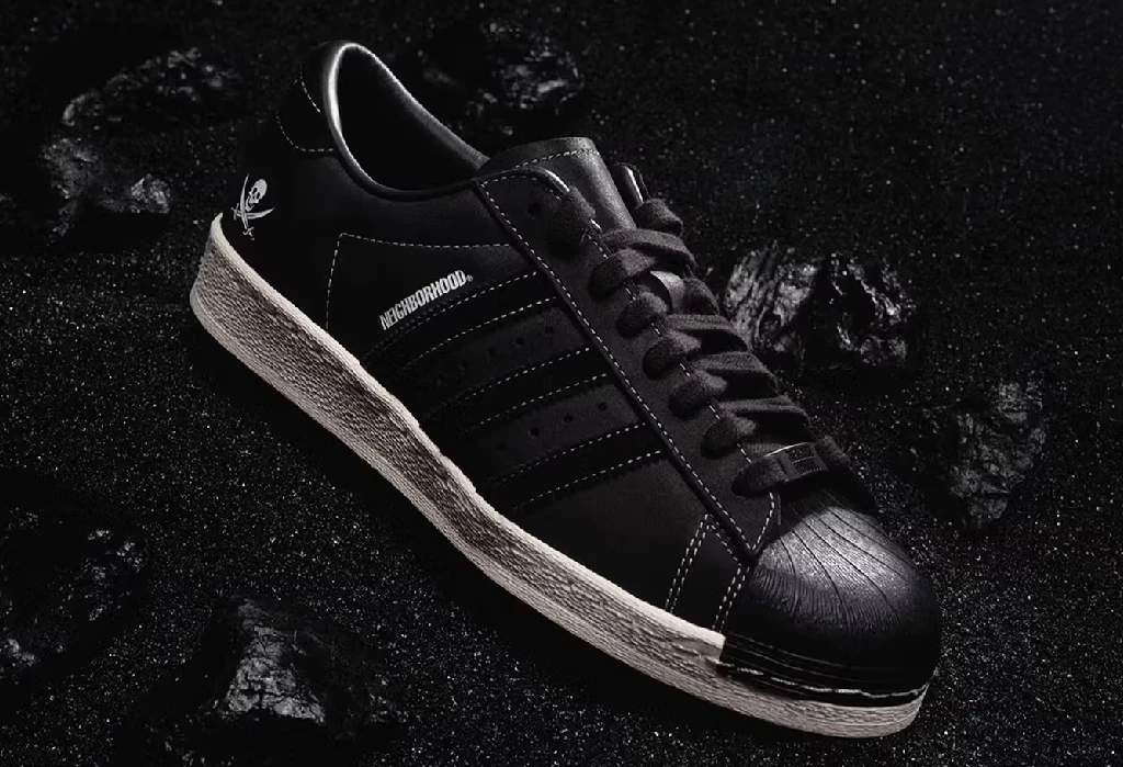 NEIGHBORHOOD x adidas Superstar 