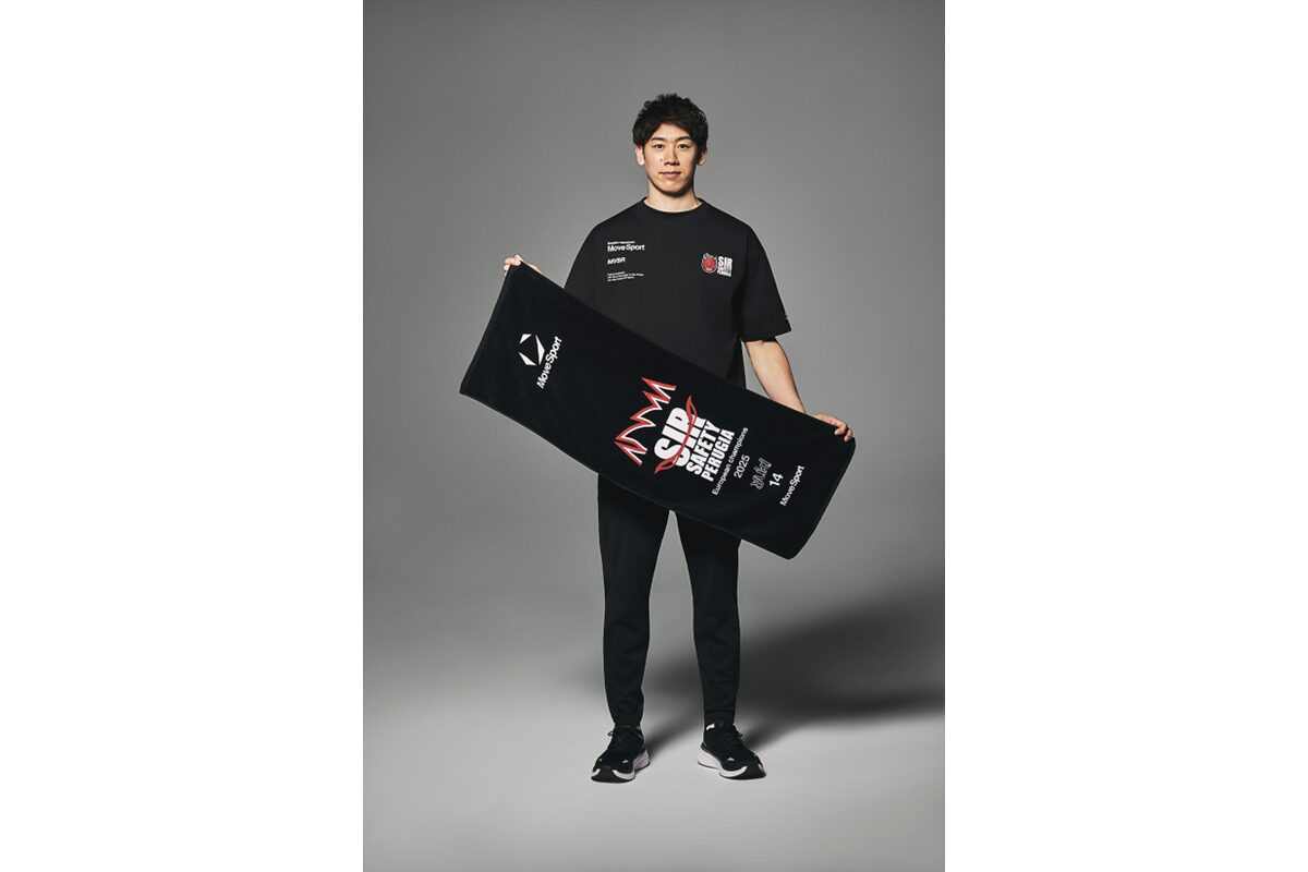 デサントが石川祐希選手が所属するシル・サフェーティ・ペルージャ来日