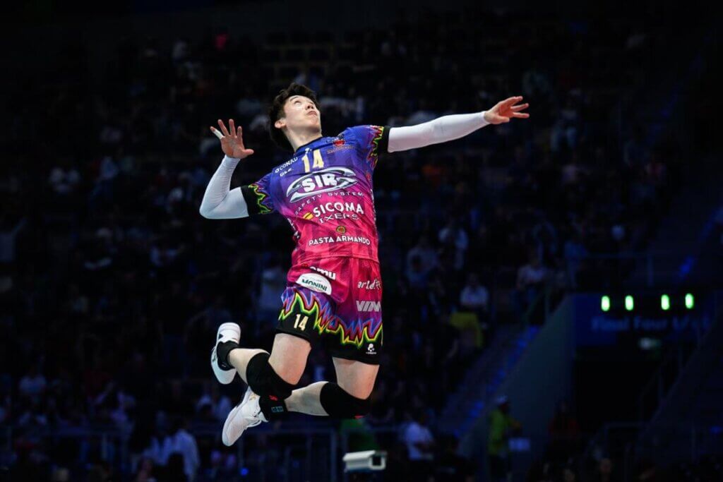 バレーボール】ペルージャ、初Vへあと1勝 | 石川祐希19得点 | 欧州CL