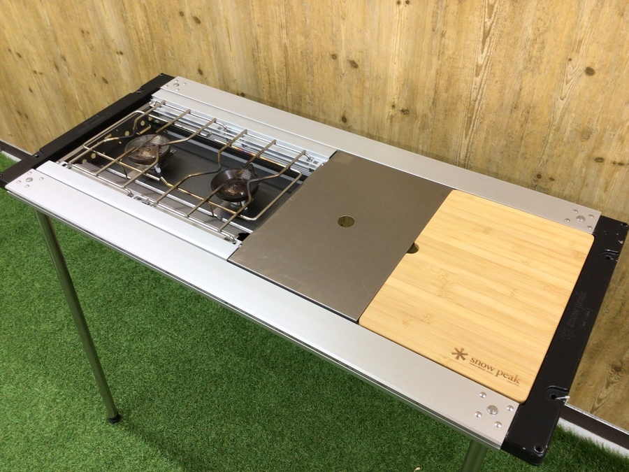 使い方は無限大！スノーピーク・アイアングリルテーブルはキャンプ沼