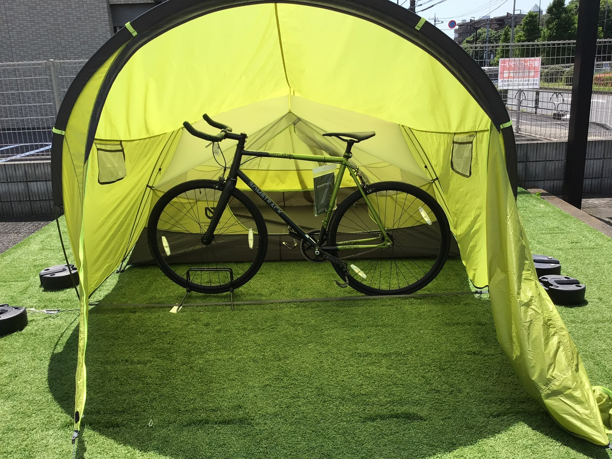 キャンプツーリングに最適！「NEMO ダガーリッジポーチ」をご紹介