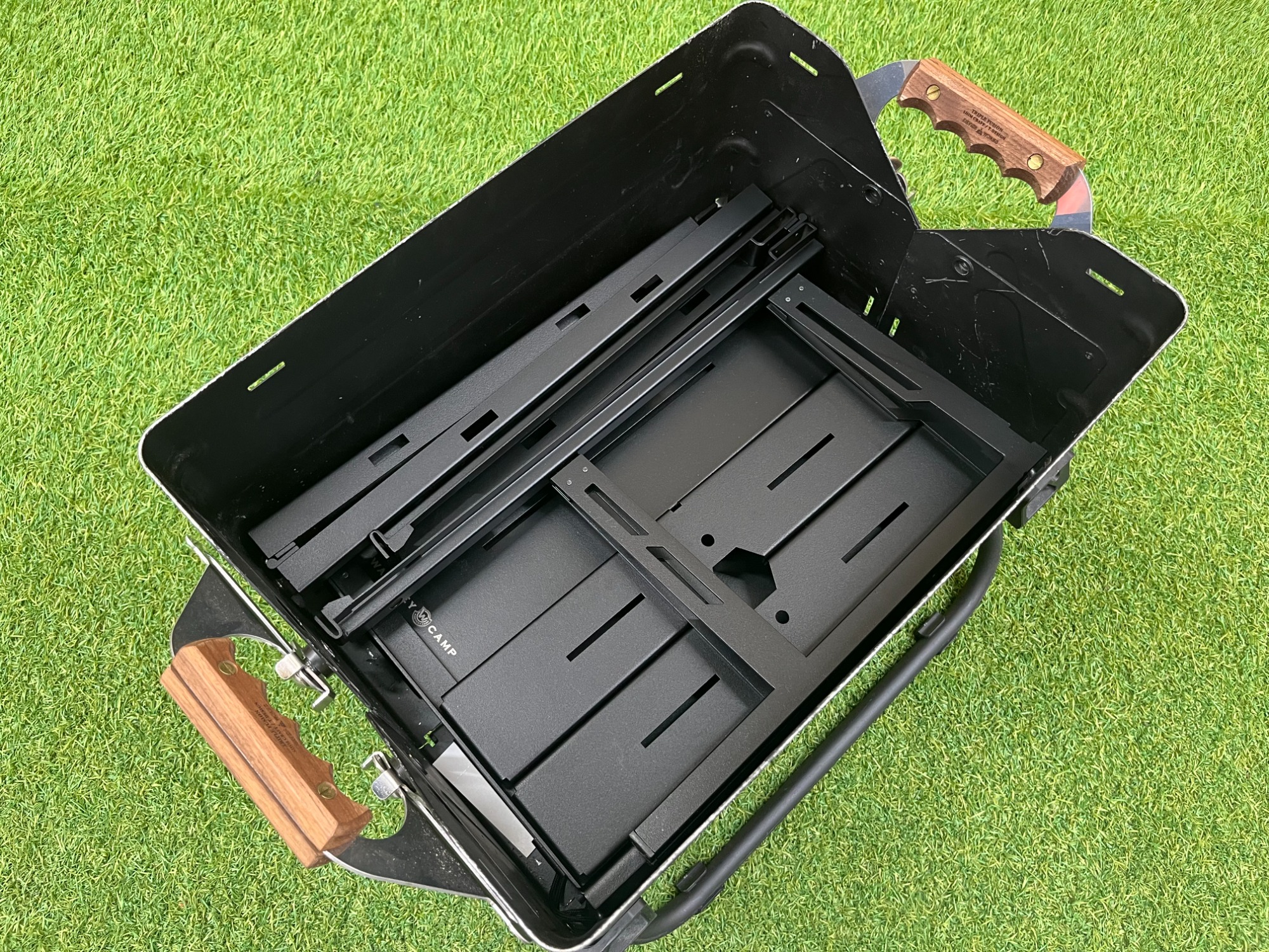 シェルコンスタイルの完成形！話題のウォンキーキャンプ「CNT25」が