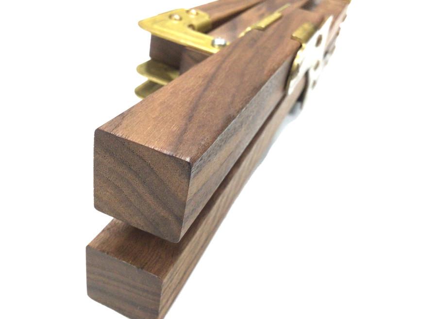 ノラズのサイドテーブル入荷！ウォールナットの高級仕様！[2021.09.26