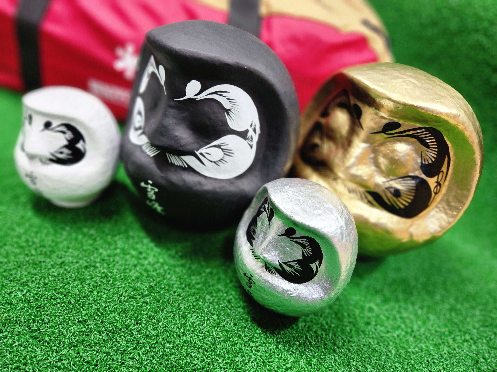 スノピの所に福きたる！福呼び雪峰だるま参上！！[2024.04.16発行