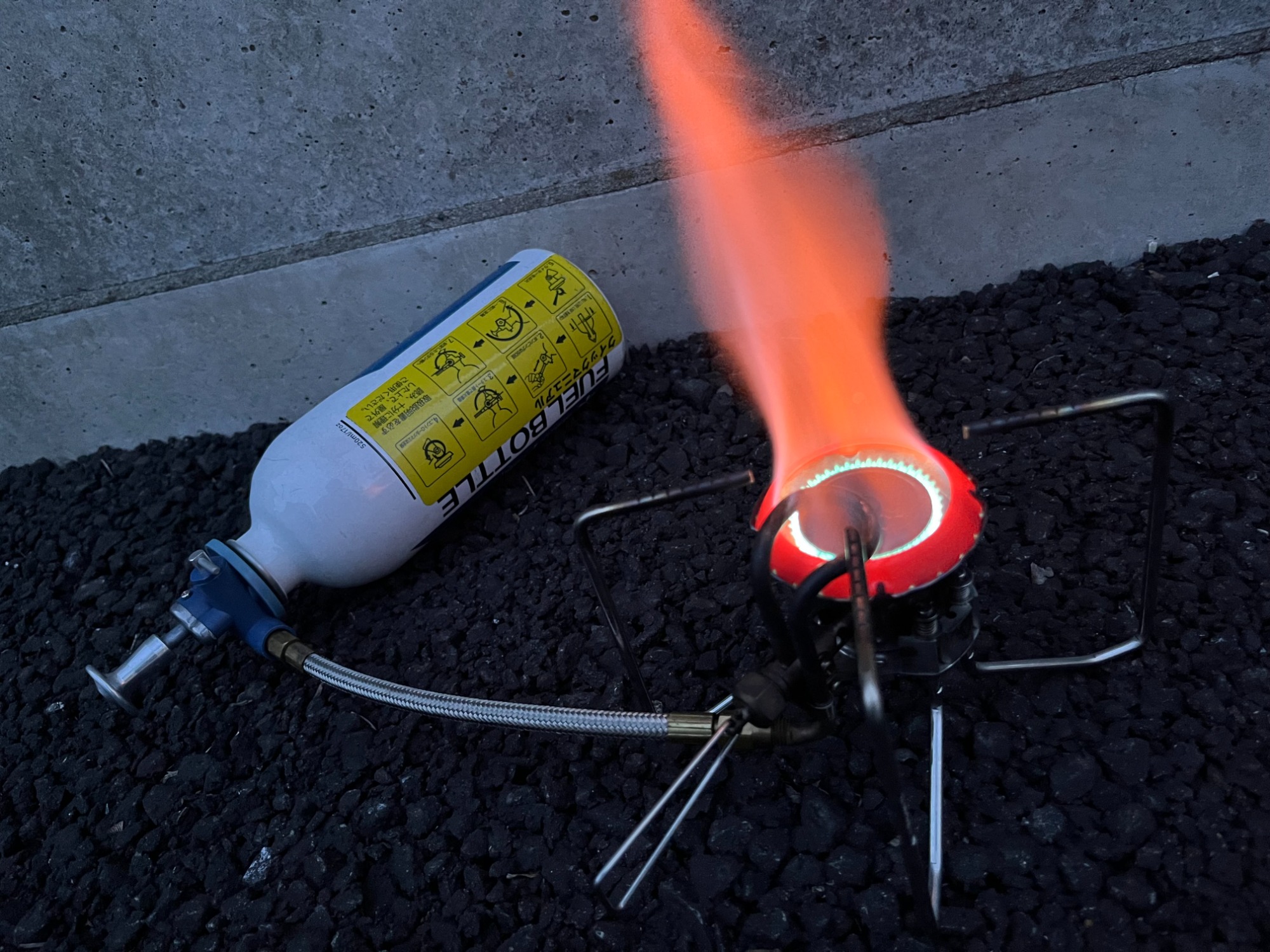 スノーピークが手掛けた分離型バーナー「ギガパワーWGストーブ