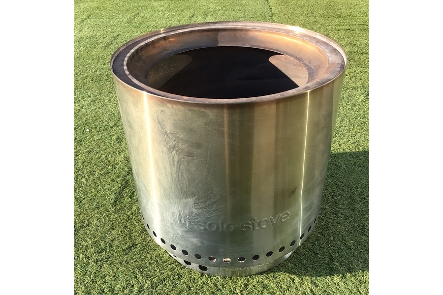 豪快に焚き火が楽しめる人気の焚火台！SOLO STOVE(ソロストーブ)の