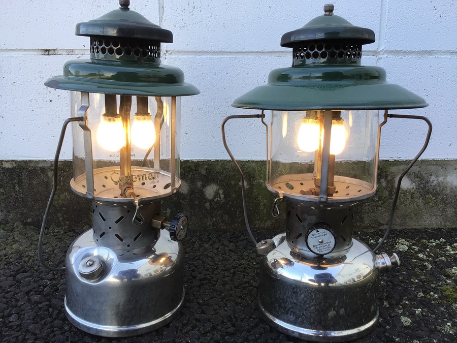 ヴィンテージ兄弟ランタン！コールマンの220D、228D！[2022.02.11発行