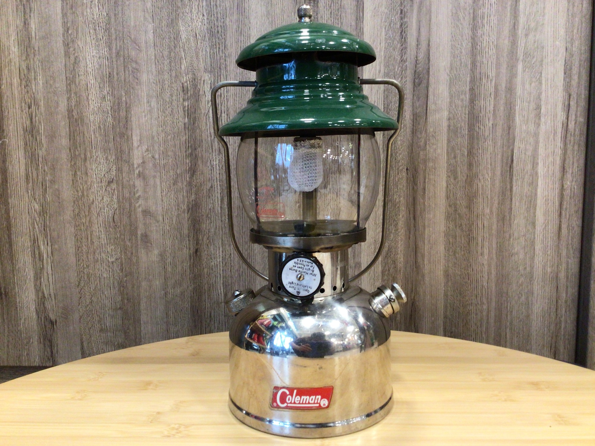 お値段見直しました】製造年数10年のヴィンテージランタン！コールマン