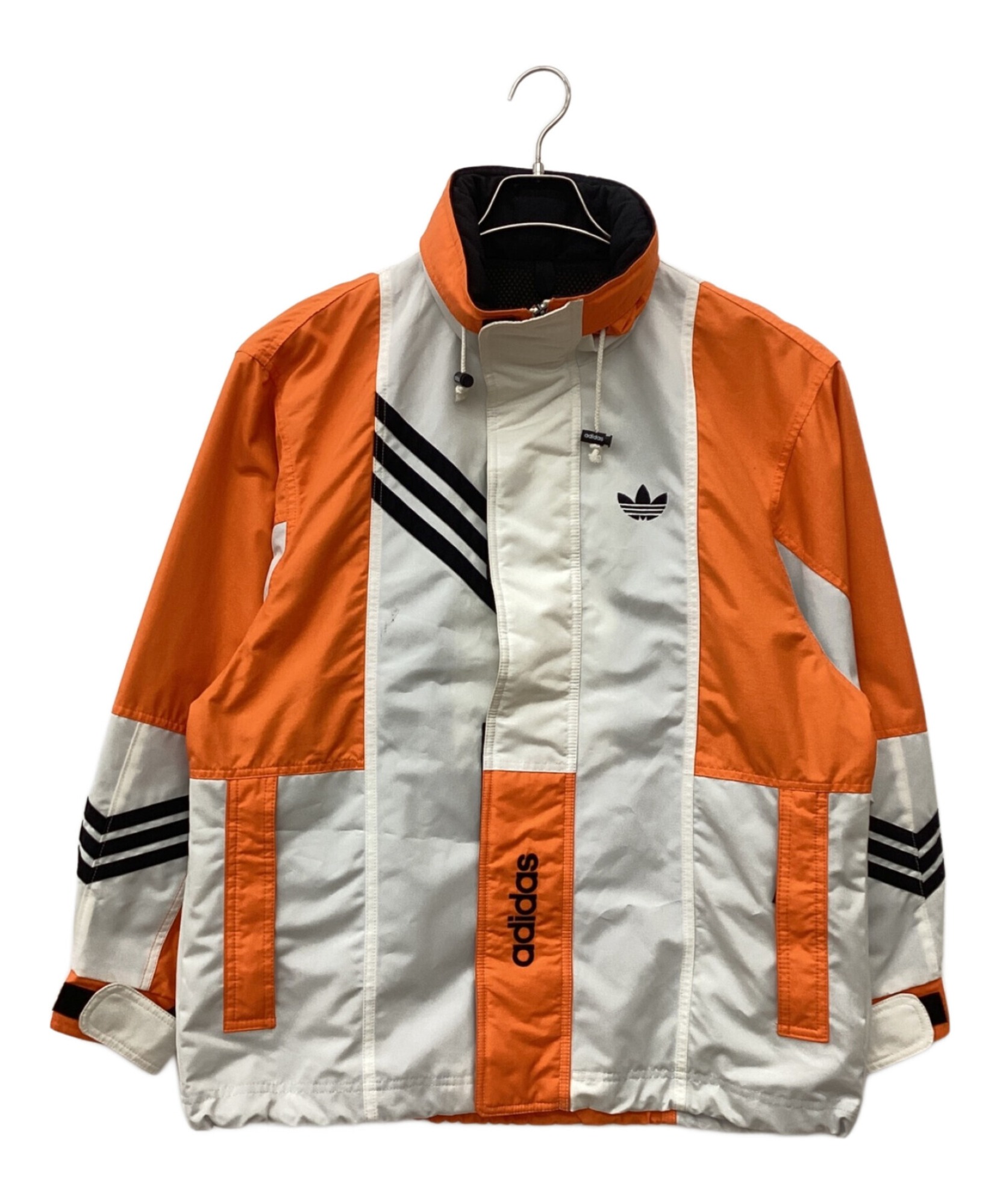 デサント時代の90sアディダス『3stripes ナイロンジャケット』[2024.05