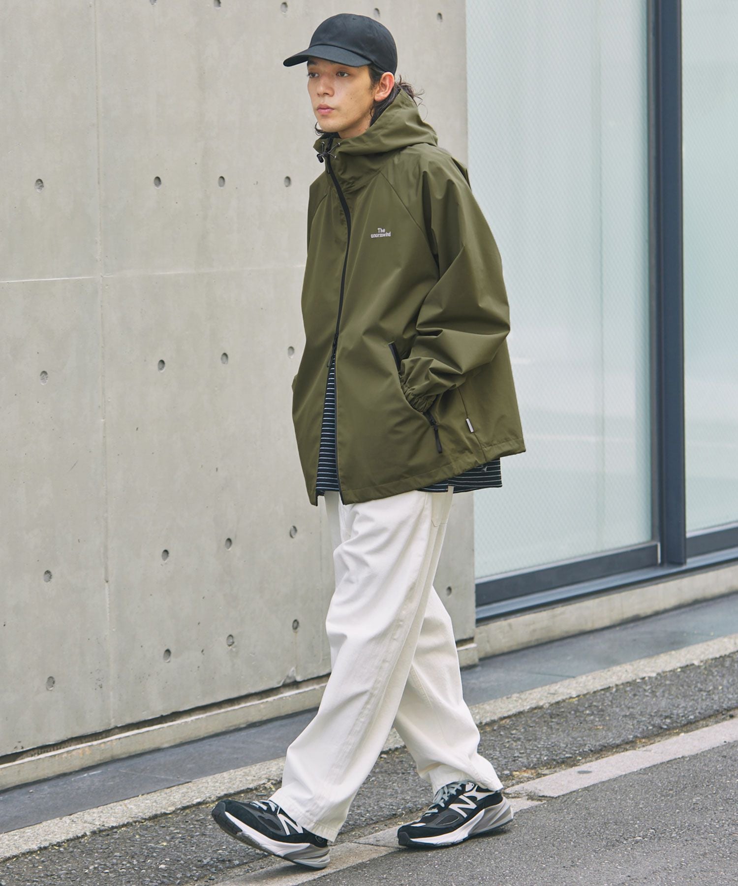 胸刺繍ロゴ裾ドローコード防水透湿止水ジップ3レイヤー長袖テック