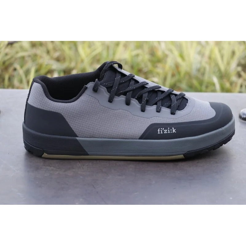 fi'zi:k / GRAVITA VERSOR X6 – 京都の自転車屋 CYCLE SHOP eirin