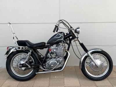 オールドスクールバケットダブルシート SR400/500 / 2％er
