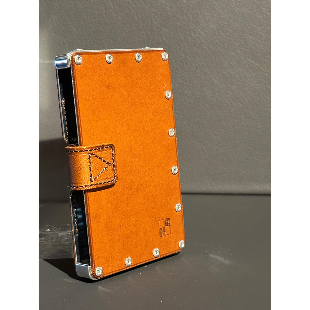 エアロコンセプト】Emijah(カードケース）牛革｜ミルクチョコ Brand