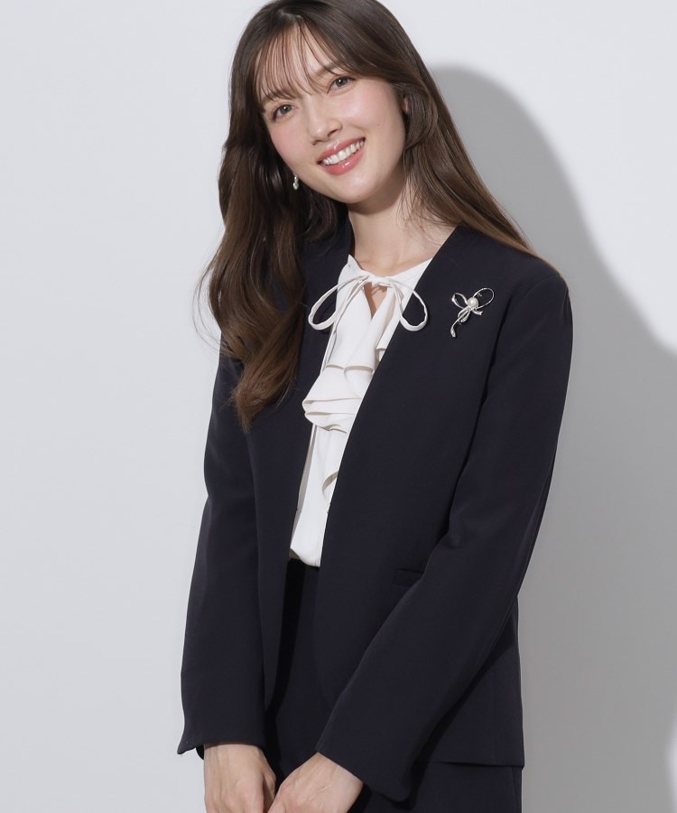 セレモニーシーン/お仕事にも】ダブルクロスカラーレスジャケット