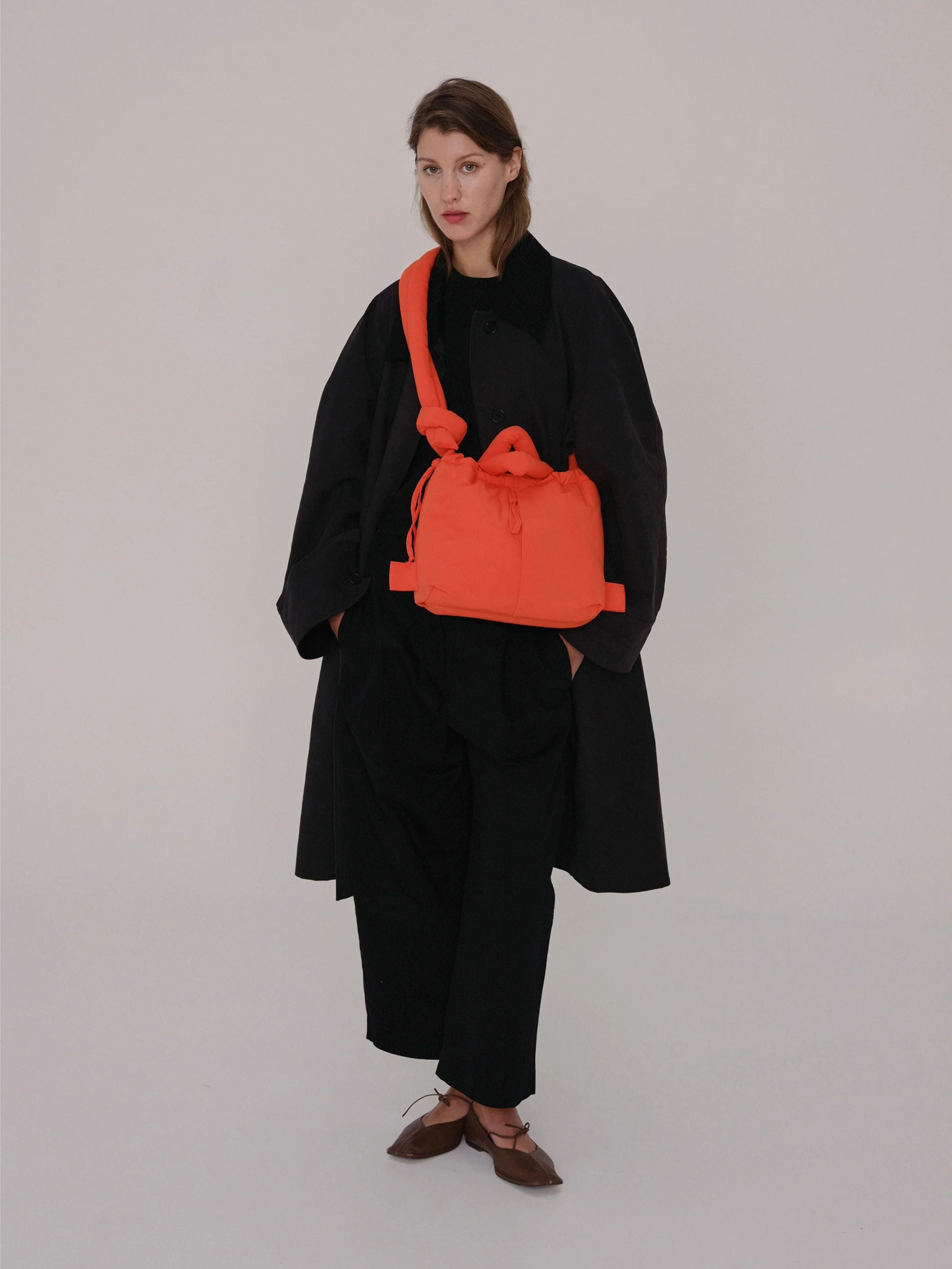 公式】ÖLEND オレンド Compact Ona Soft Bag バッグ Sand – CHELSEA