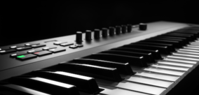 Komplete Kontrol A25 Keyboard Controller – DJ TechTools