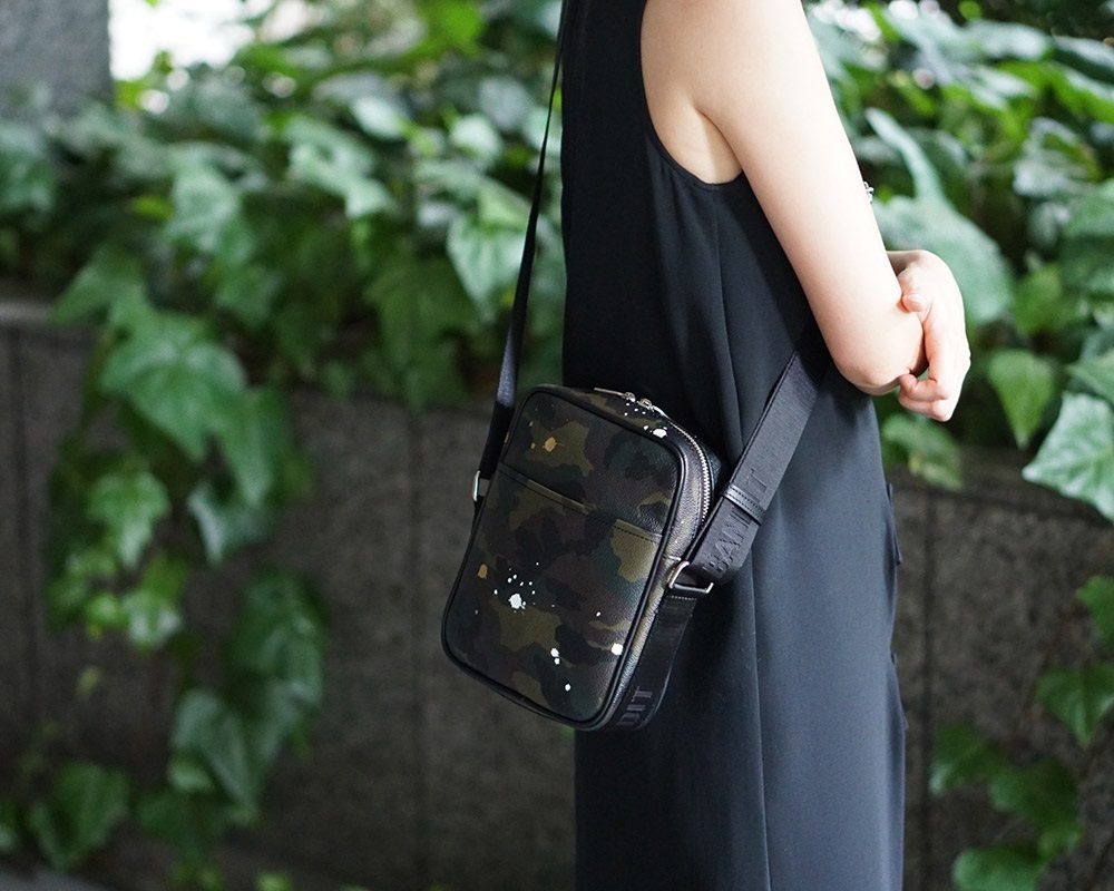 GENTIL BANDIT クロスボディバッグ カーキカモ|GENTIL BANDIT 公式