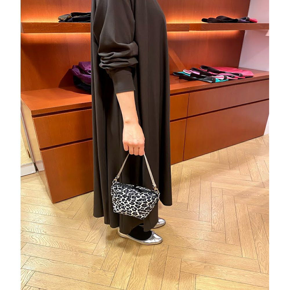 エルベシャプリエ Herve Chapelier 1661L (レザーストラップM