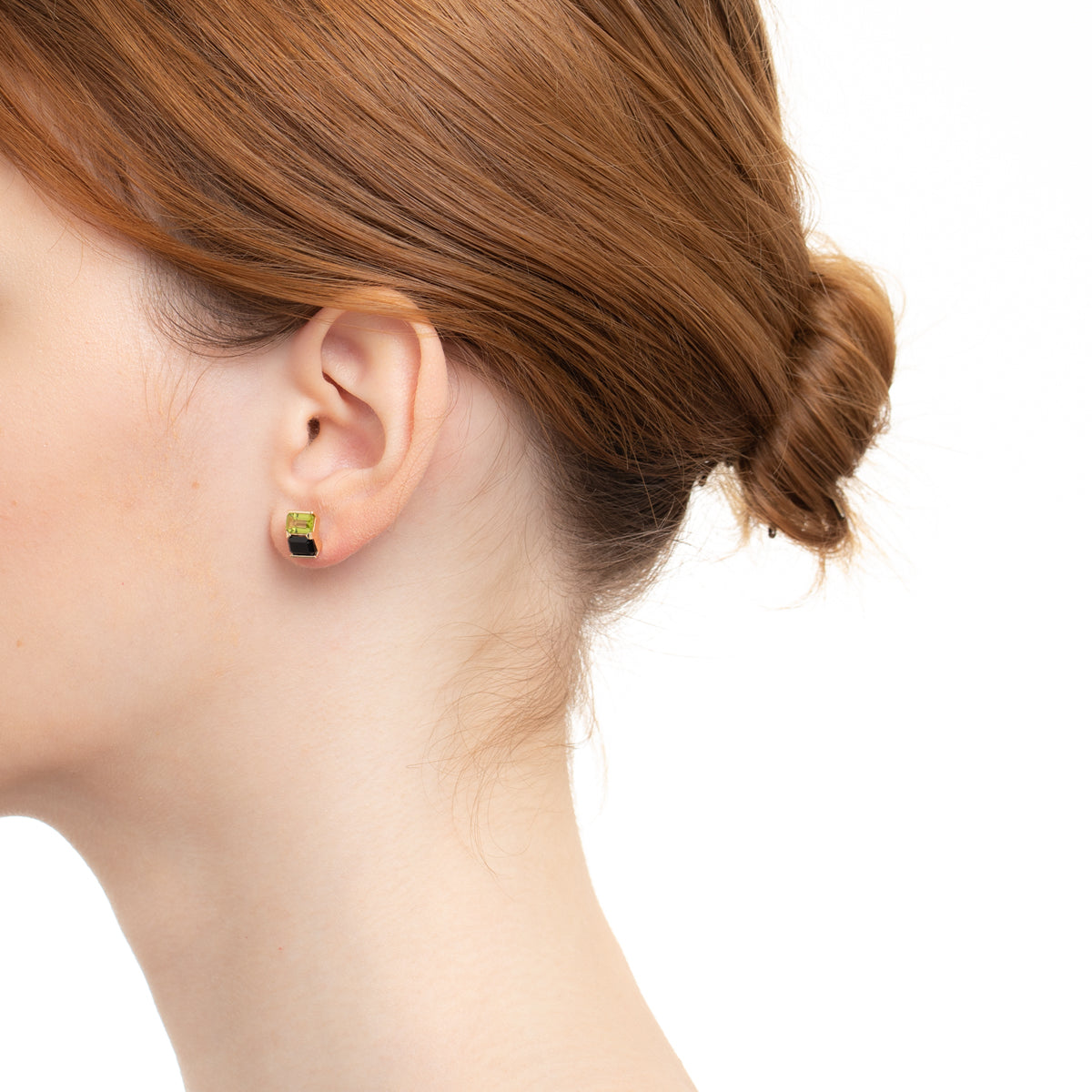BIRD OF PARADISE オニキス & ペリドット スタッドピアス