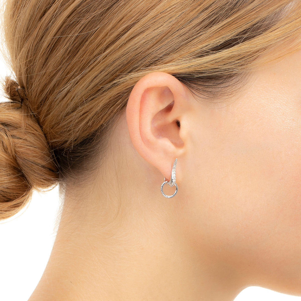 CYGNUS ダイヤモンド ピアス