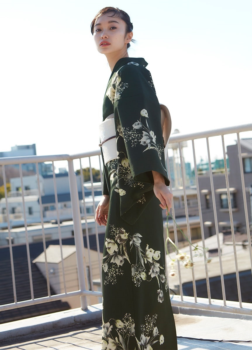 やまと可憐ゆかた チューリップとかすみ草 灰緑色（お取り寄せ品