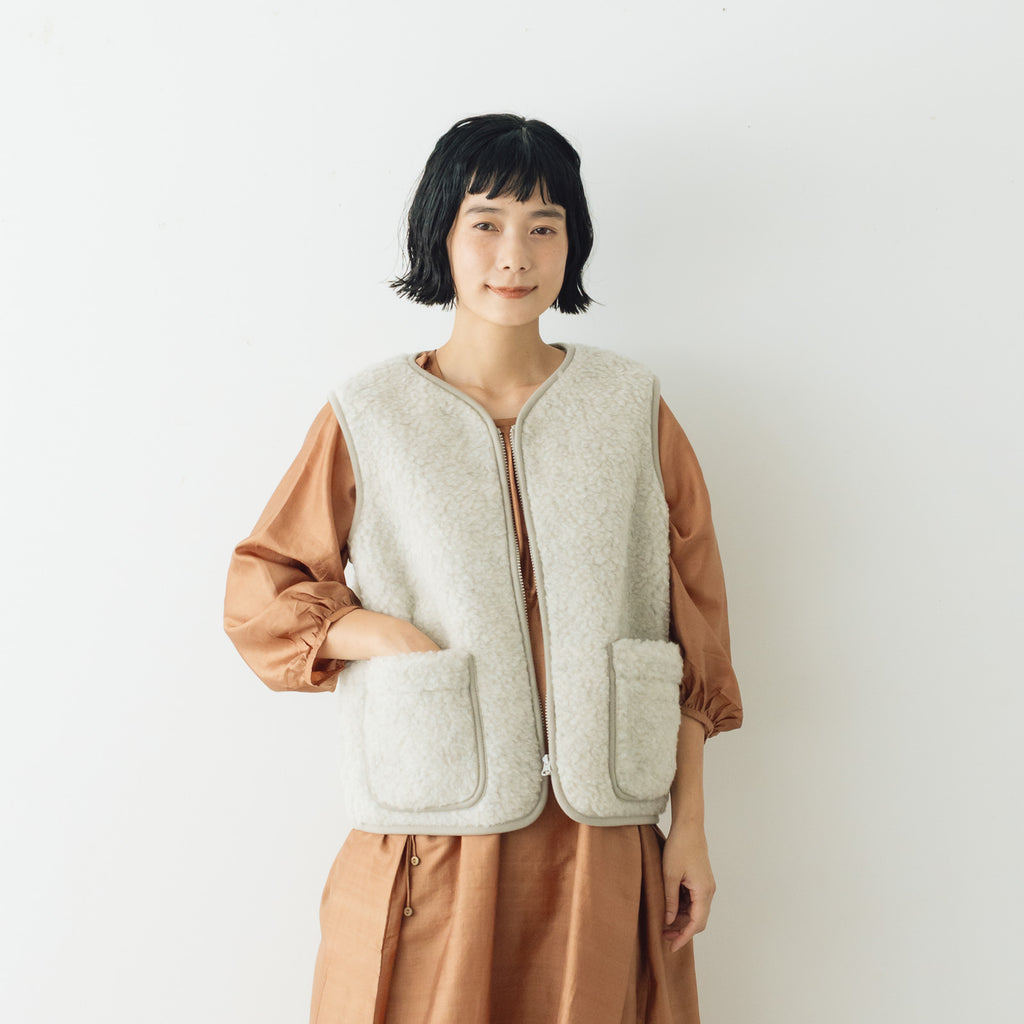 くらすこと別注〉COLD BREAKER ボアベスト ｜くらすこと公式オンライン