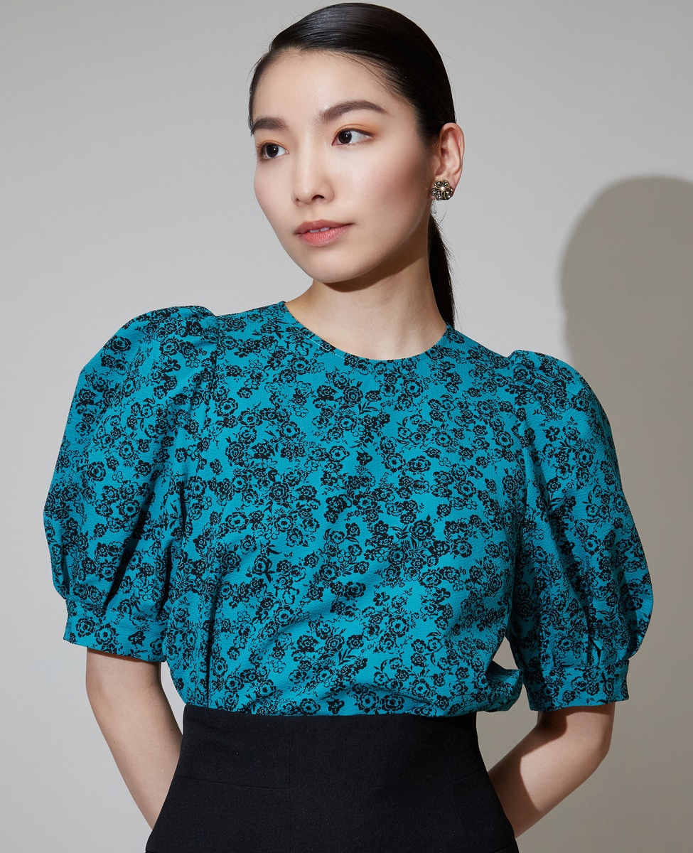 ヴィンテージフラワープリントギャザーブラウス｜TIARA（ティアラ