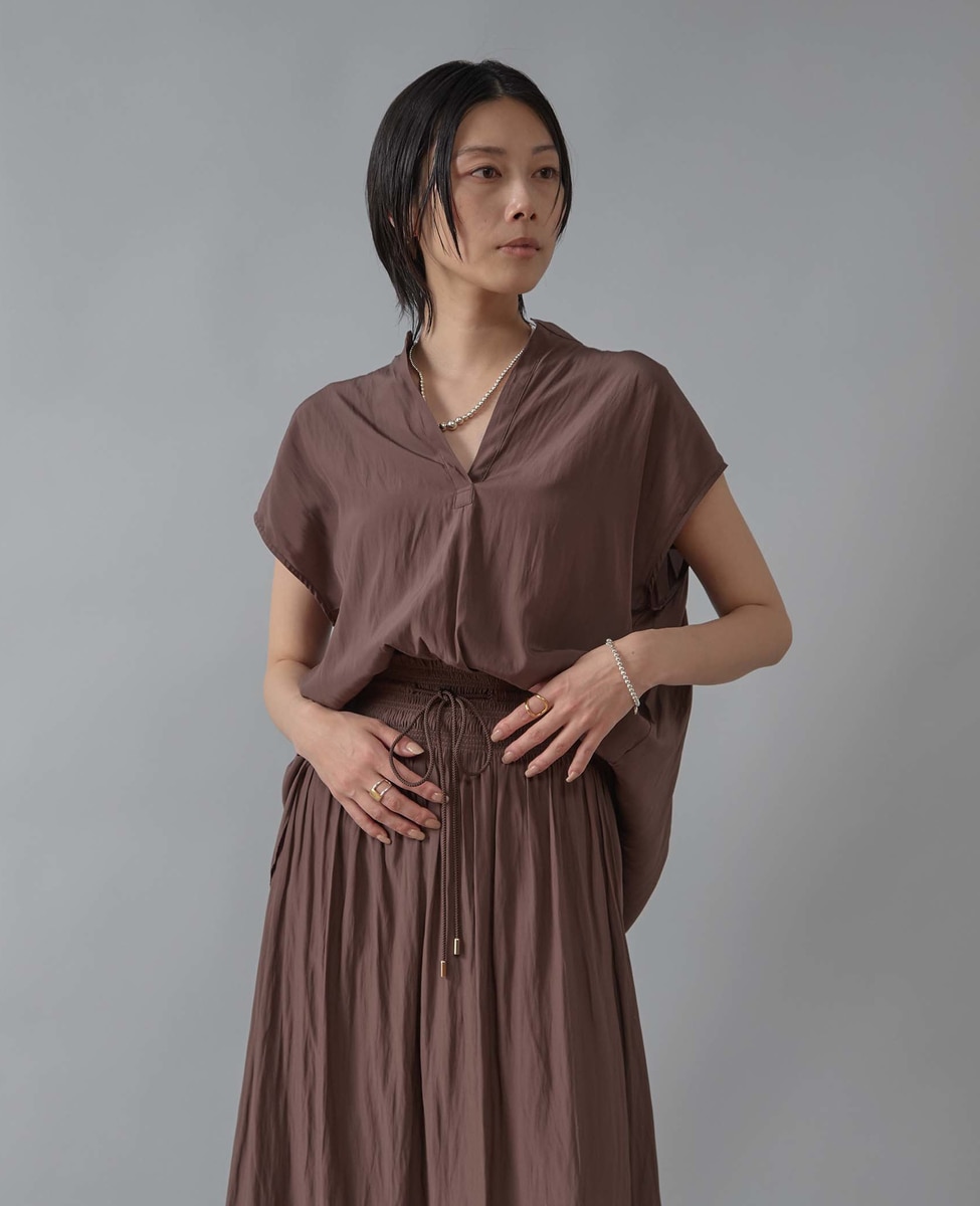 バックギャザーブラウス｜Liesse（リエス）｜商品詳細｜メルローズ公式